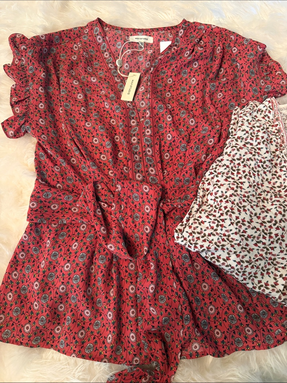 Max Studio Red Floral V-Neck Peplum Top